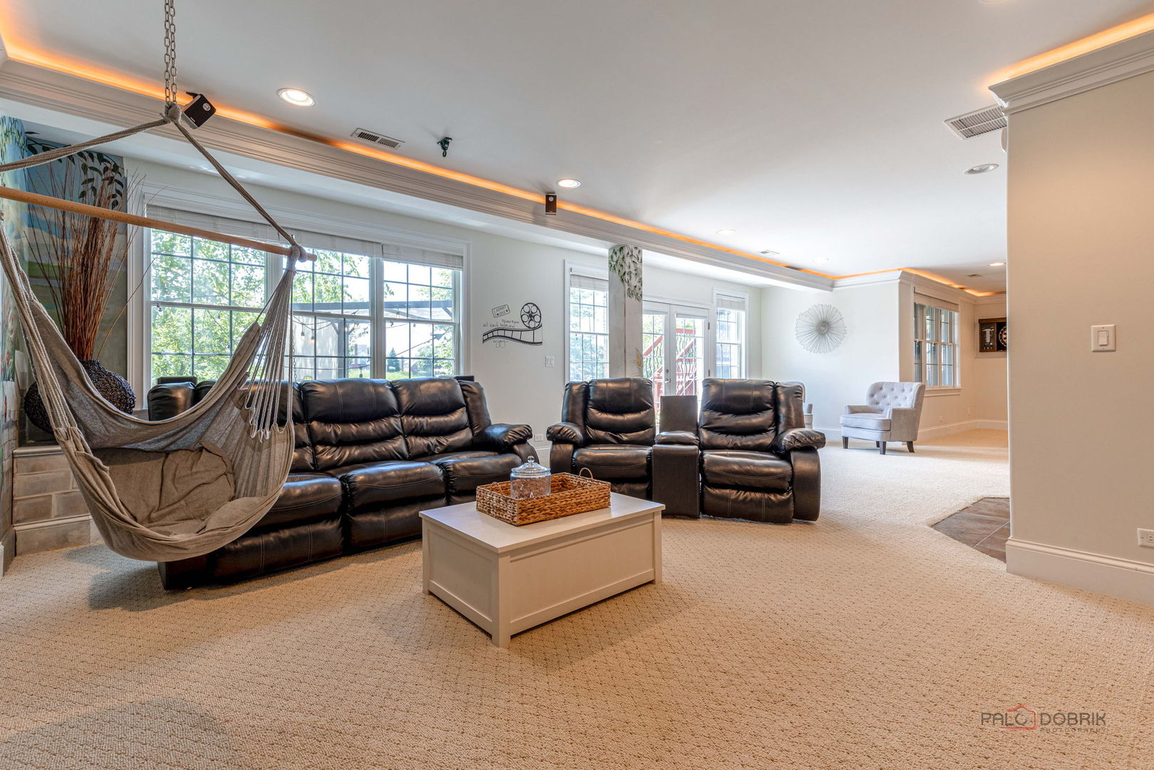 Exceptional golf course living in Hawthorn Woods Country Club! Perfect – image 42