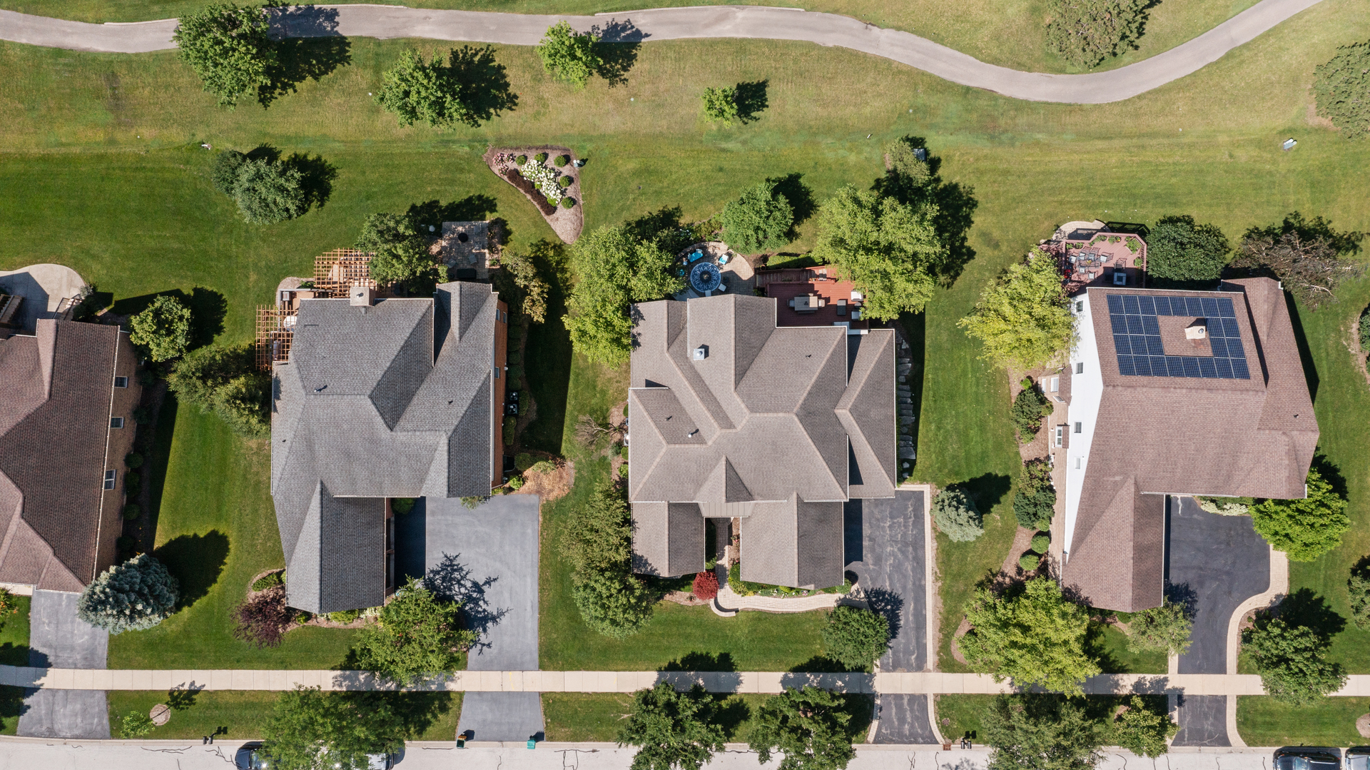 Exceptional golf course living in Hawthorn Woods Country Club! Perfect – image 67
