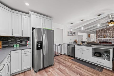 Tiny photo for 101 Thornhill Drive, Danville, IL 61832 (MLS # 12493045)