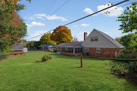 Tiny photo for 101 Thornhill Drive, Danville, IL 61832 (MLS # 12493045)