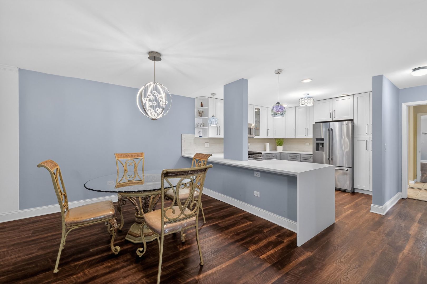 7225 W Higgins Avenue 103