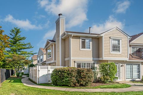 Photo of 473 Le Parc Circle, Buffalo Grove, IL 60089 (MLS # 12525916)