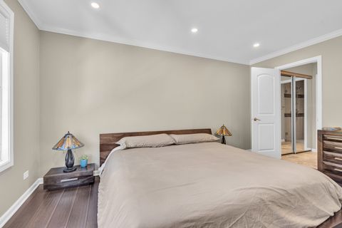 Tiny photo for 473 Le Parc Circle, Buffalo Grove, IL 60089 (MLS # 12525916)