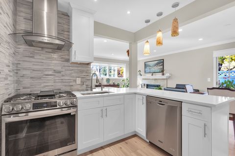 Tiny photo for 473 Le Parc Circle, Buffalo Grove, IL 60089 (MLS # 12525916)