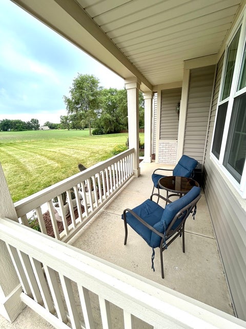 Tiny photo for 16422 Crescent Lake Court, Crest Hill, IL 60403 (MLS # 12670650)