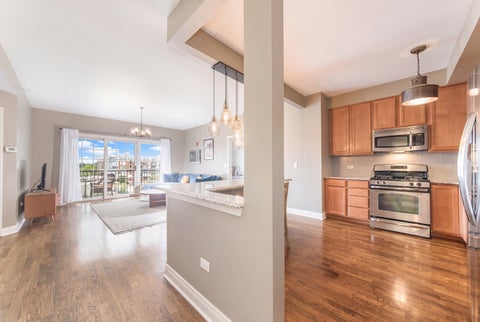 Tiny photo for 100 S Emerson Street #514, Mount Prospect, IL 60056 (MLS # 12758434)