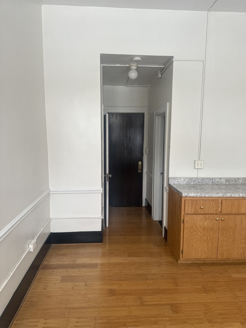 5480 S Cornell Avenue 105