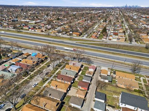 Tiny photo for 9919 S Peoria Street, Chicago, IL 60643 (MLS # 12600841)