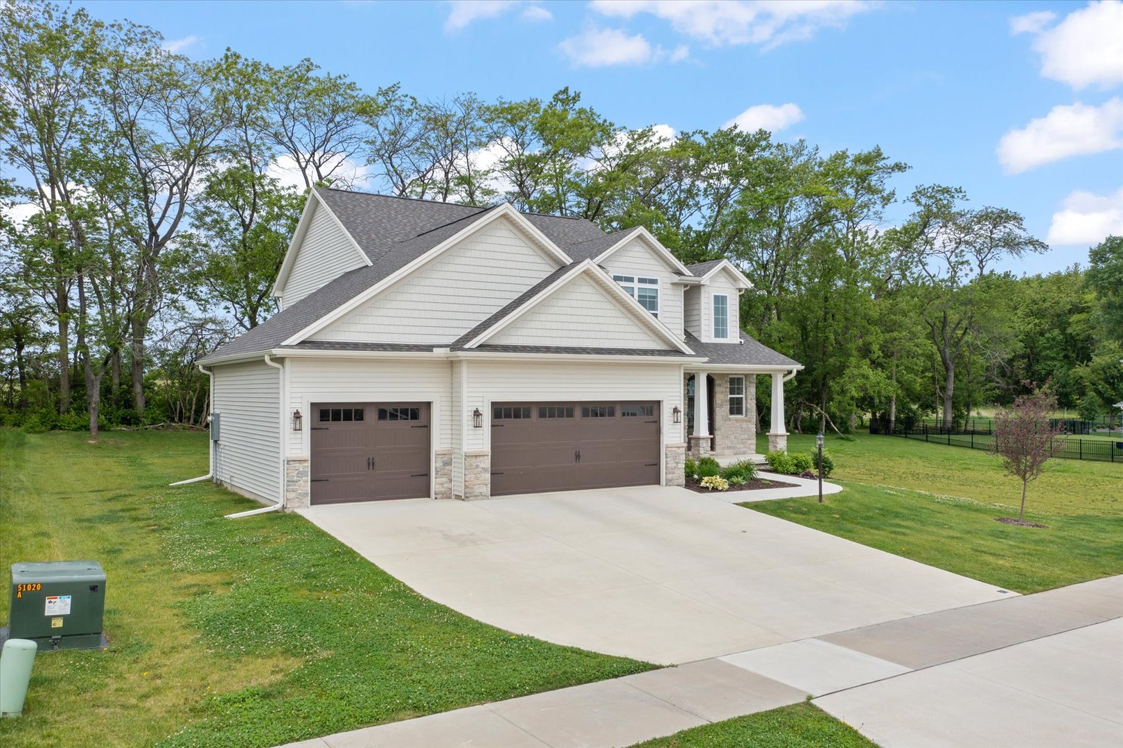 1213 Briarwood Lane