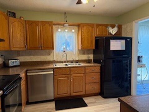 Tiny photo for 404 N MAPLE Street, Christopher, IL 62822 (MLS # 12593523)