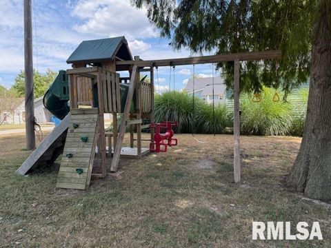 Tiny photo for 404 N MAPLE Street, Christopher, IL 62822 (MLS # 12593523)