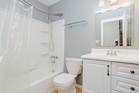 Tiny photo for 5112 W Greenbrier Drive, McHenry, IL 60050 (MLS # 12755253)
