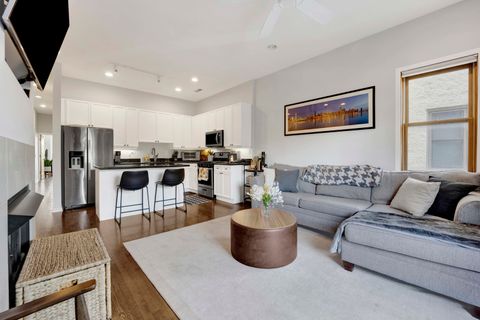 Tiny photo for 2750 N Wolcott Avenue #2S, Chicago, IL 60614 (MLS # 12554733)