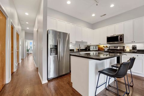 Tiny photo for 2750 N Wolcott Avenue #2S, Chicago, IL 60614 (MLS # 12554733)