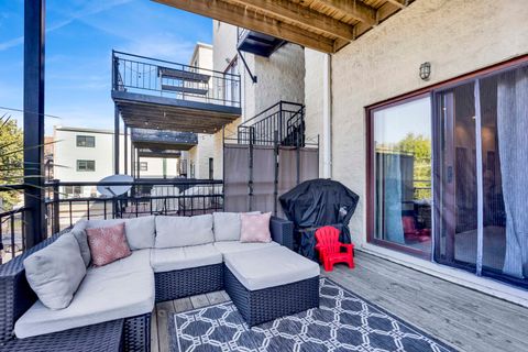 Tiny photo for 2750 N Wolcott Avenue #2S, Chicago, IL 60614 (MLS # 12554733)