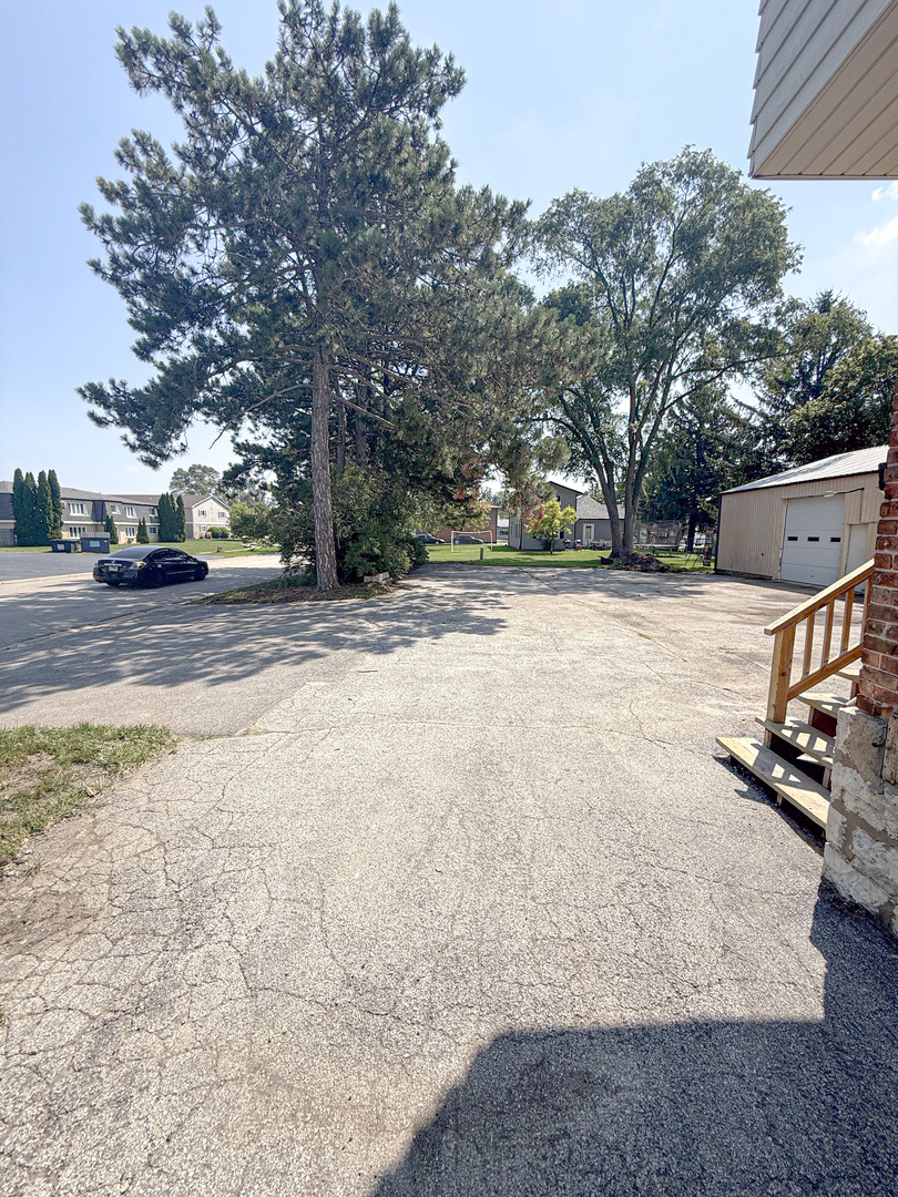 309B N HARLEM Avenue