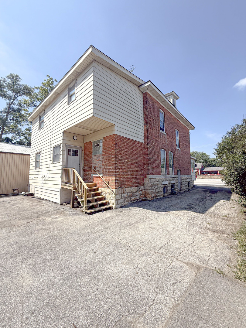 309B N HARLEM Avenue