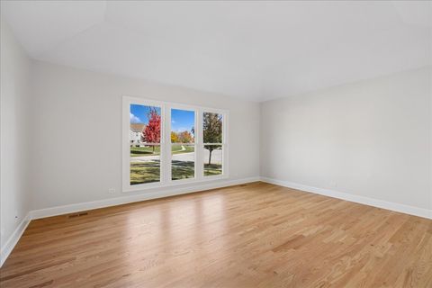 Tiny photo for 5249 Elliott Drive, Hoffman Estates, IL 60192 (MLS # 12408767)