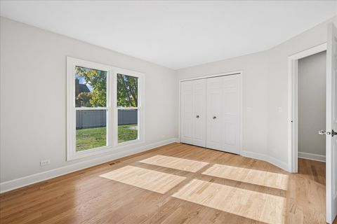 Tiny photo for 5249 Elliott Drive, Hoffman Estates, IL 60192 (MLS # 12408767)