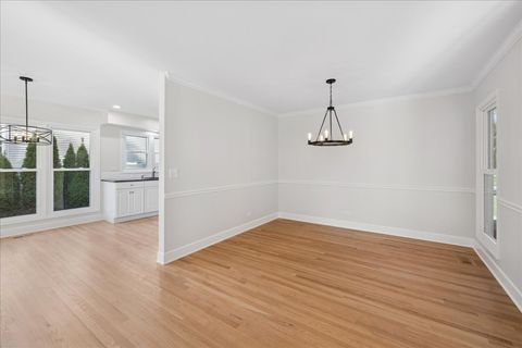 Tiny photo for 5249 Elliott Drive, Hoffman Estates, IL 60192 (MLS # 12408767)