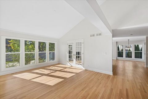 Tiny photo for 5249 Elliott Drive, Hoffman Estates, IL 60192 (MLS # 12408767)