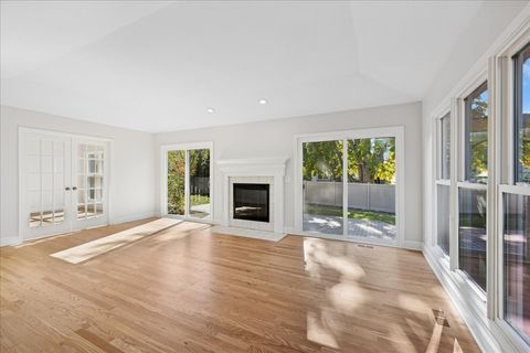 Tiny photo for 5249 Elliott Drive, Hoffman Estates, IL 60192 (MLS # 12408767)