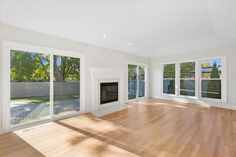 Tiny photo for 5249 Elliott Drive, Hoffman Estates, IL 60192 (MLS # 12408767)