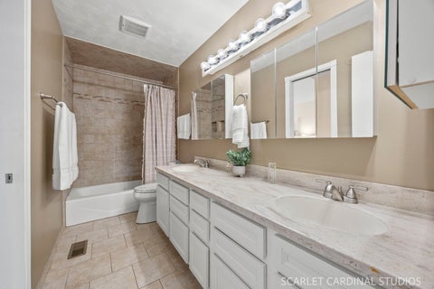Tiny photo for 1691 Charles Drive, Glendale Heights, IL 60139 (MLS # 12751144)