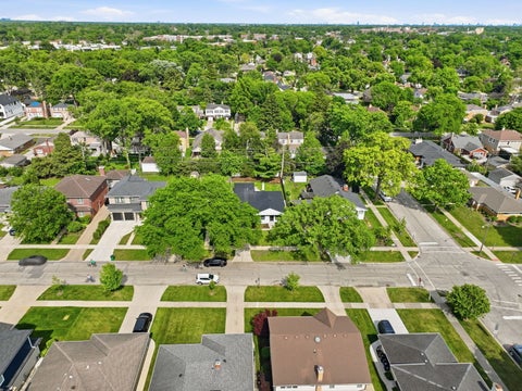 Tiny photo for 507 N Hamlin Avenue, Park Ridge, IL 60068 (MLS # 12678916)