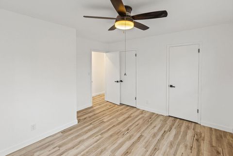 Tiny photo for 105 Hickory Grove Road, Salem, IL 62881 (MLS # 100000225)