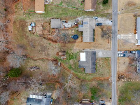 Tiny photo for 105 Hickory Grove Road, Salem, IL 62881 (MLS # 100000225)