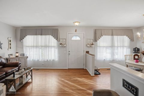 Tiny photo for 10828 BRAEMAR Parkway, Huntley, IL 60142 (MLS # 12456750)