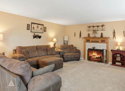 Tiny photo for 10828 BRAEMAR Parkway, Huntley, IL 60142 (MLS # 12456750)