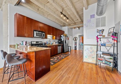 Tiny photo for 809 E 40th Street #4-3, Chicago, IL 60653 (MLS # 12599403)