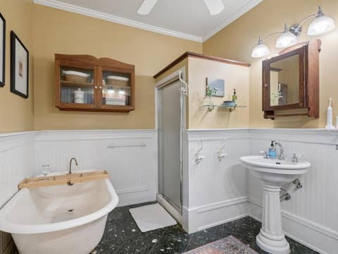 Tiny photo for 425 Clinton Avenue, Oak Park, IL 60302 (MLS # 12692248)