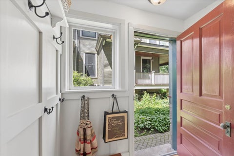 Tiny photo for 425 Clinton Avenue, Oak Park, IL 60302 (MLS # 12692248)