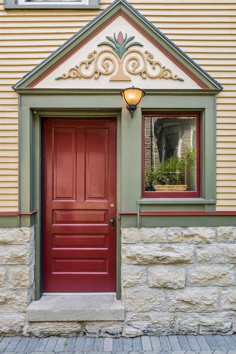 Tiny photo for 425 Clinton Avenue, Oak Park, IL 60302 (MLS # 12692248)