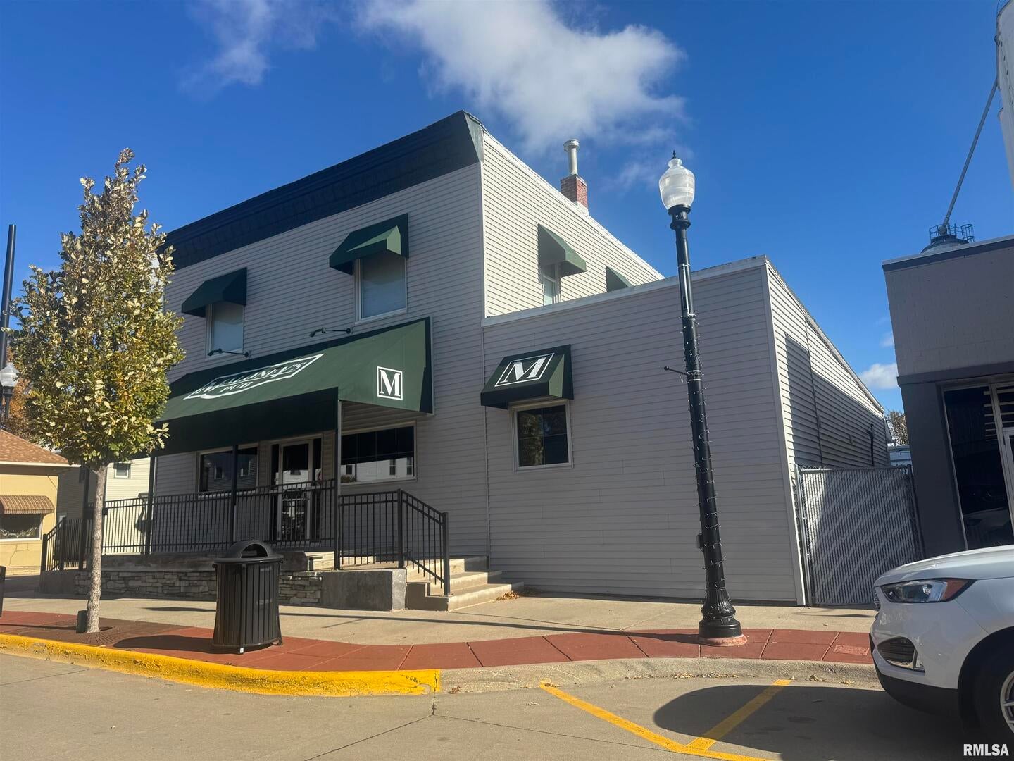 239 N 2ND Street