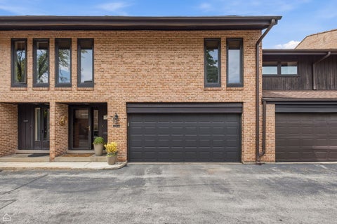 Photo of 1719 Wildberry Drive #D, Glenview, IL 60025 (MLS # 12640397)