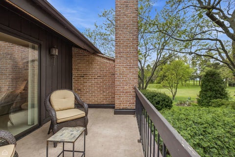 Tiny photo for 1719 Wildberry Drive #D, Glenview, IL 60025 (MLS # 12640397)