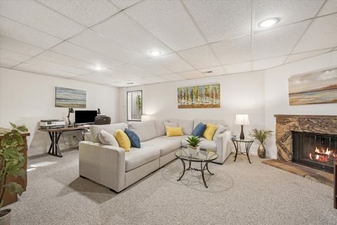 Tiny photo for 404 Shoreline Road #298, Lake Barrington, IL 60010 (MLS # 12608601)