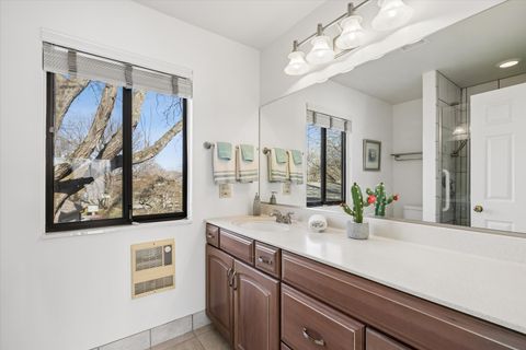 Tiny photo for 404 Shoreline Road #298, Lake Barrington, IL 60010 (MLS # 12608601)