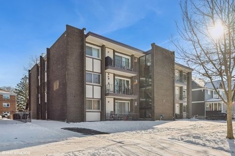 27 S Waiola Avenue 103 La Grange IL 60525