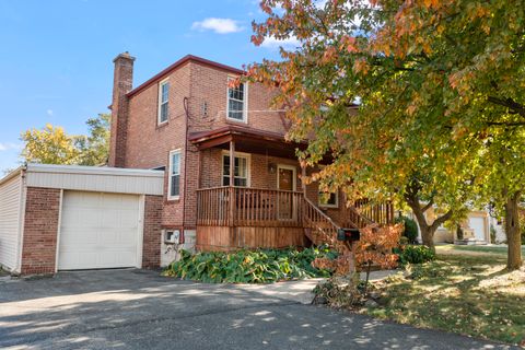 A home in Des Plaines