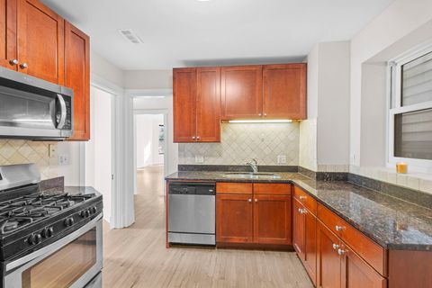 Tiny photo for 1014 W ROSCOE Street #1F, Chicago, IL 60657 (MLS # 12478692)