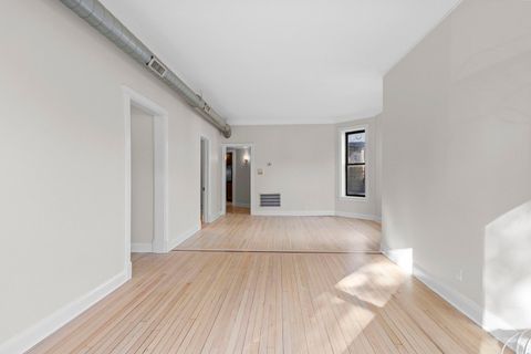 Tiny photo for 1014 W ROSCOE Street #1F, Chicago, IL 60657 (MLS # 12478692)