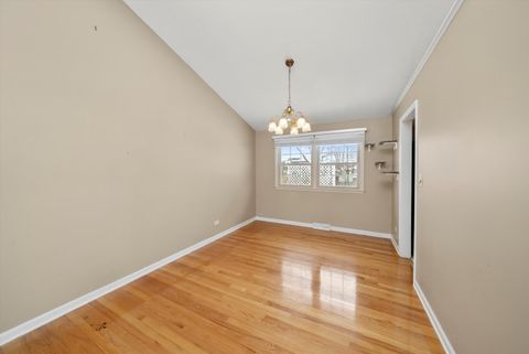 Tiny photo for 540 N Beck Road, Lindenhurst, IL 60046 (MLS # 12539628)