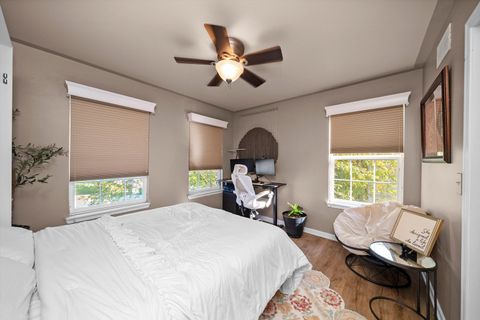 Tiny photo for 25143 W Glen Oaks Lane, Shorewood, IL 60404 (MLS # 12557783)