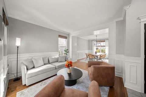 Tiny photo for 25143 W Glen Oaks Lane, Shorewood, IL 60404 (MLS # 12557783)