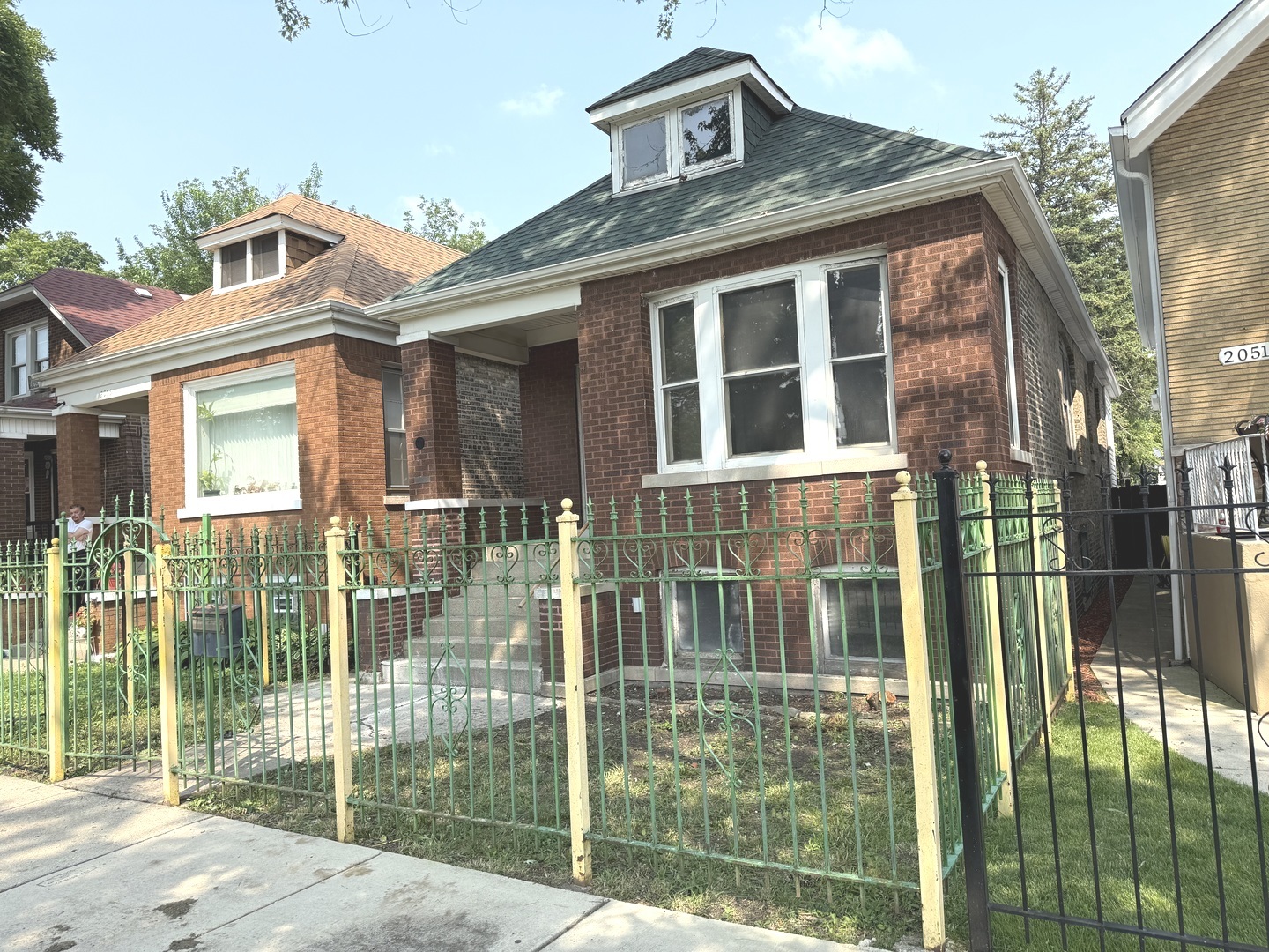 2053 N Laporte Avenue